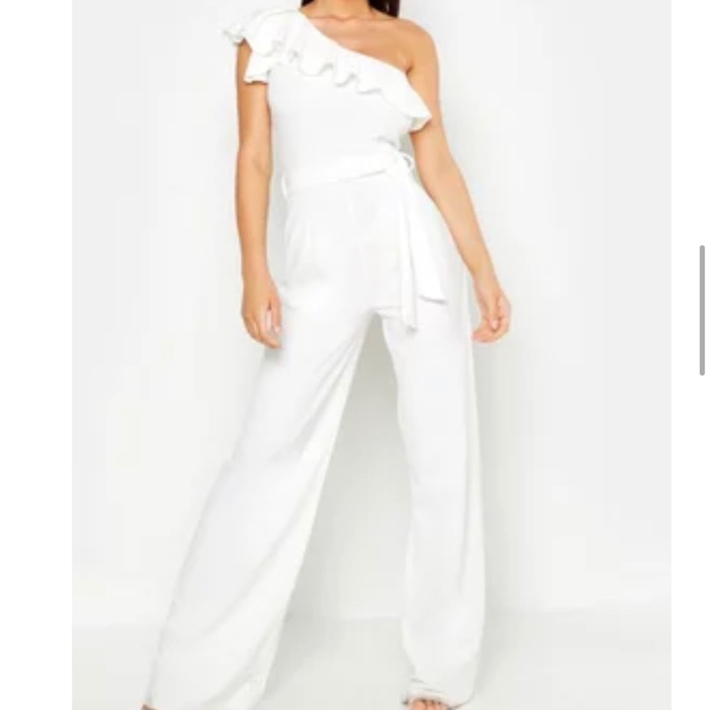 One shoulder tie belt wide leg jumpsuit
